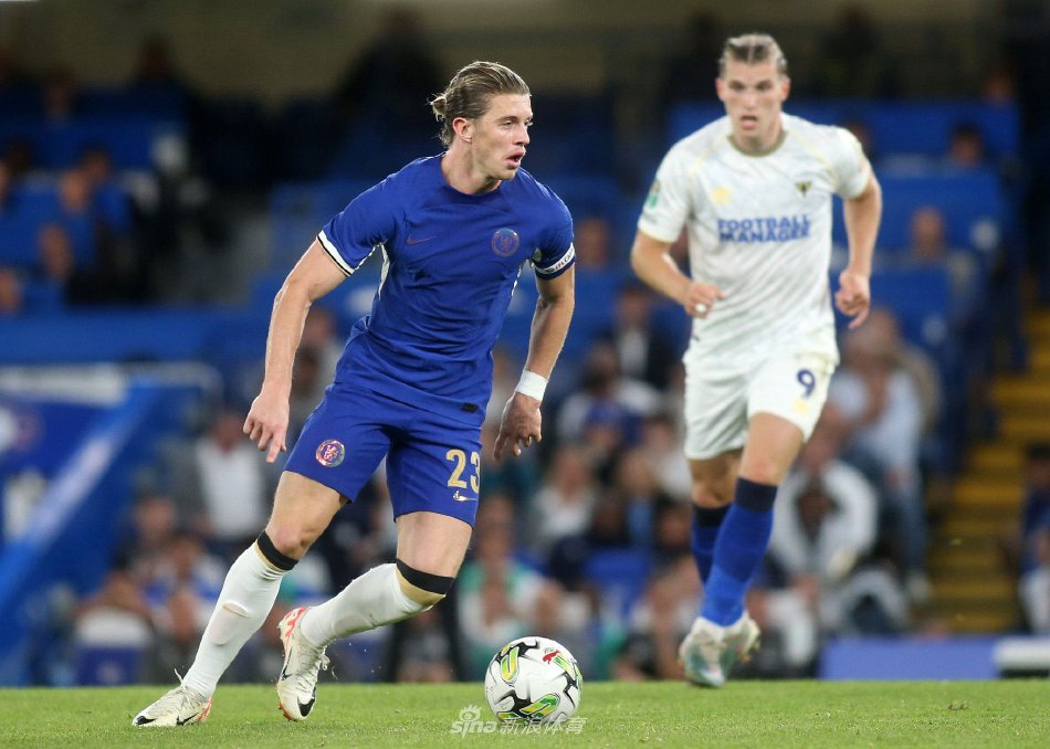 表现成为中 表现成为中